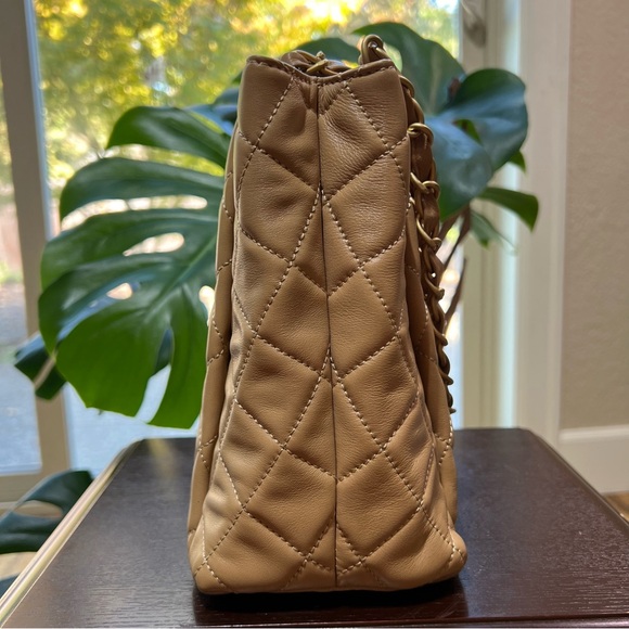 CHANEL Lambskin Small Quilted CC Tote Beige - Picture 4 of 15